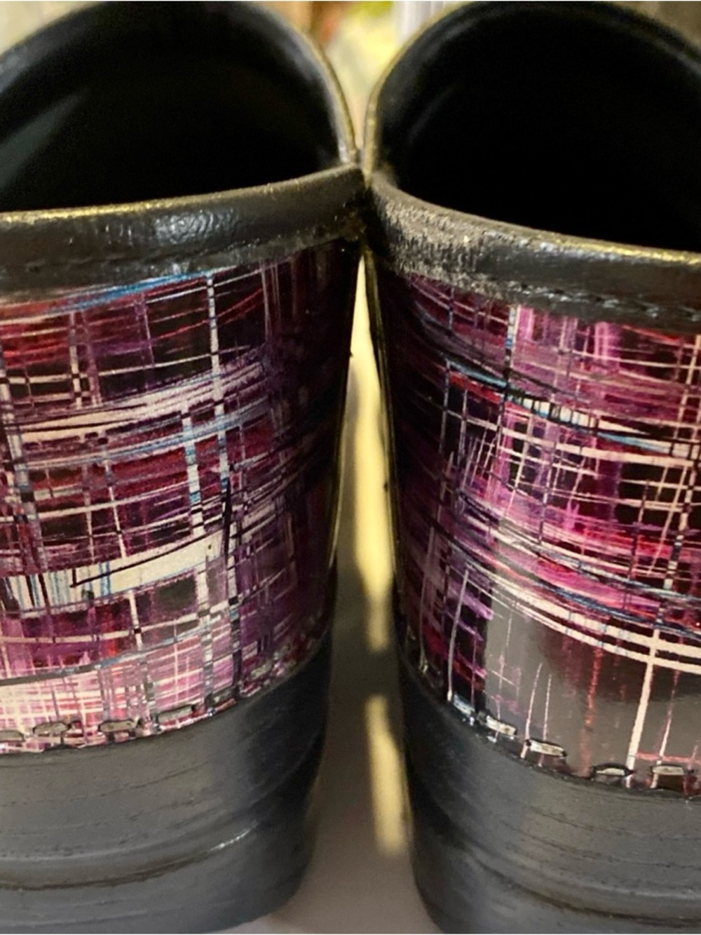 Dansko Patent-Style Clogs in Pink, Black & White Abstract Plaid Size 38 US 7.5 - Picture 3 of 8